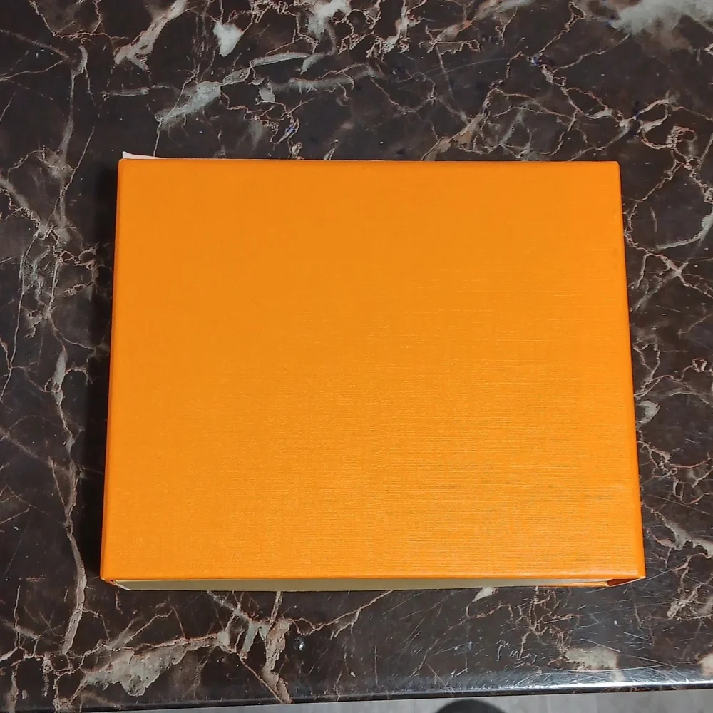 New Classic Monogram Elegant Luxury Fashion Wallet For People With Style